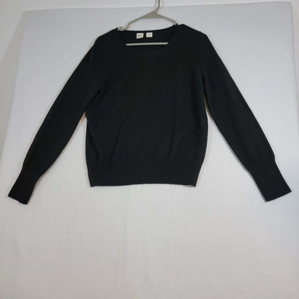 Gap 100% Cashmere Pullover Sweater Round Neck Black Size M